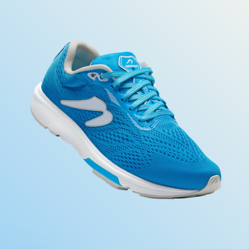 NWT Newton Gravity 13 Sky Blue Running Shoes Size 10